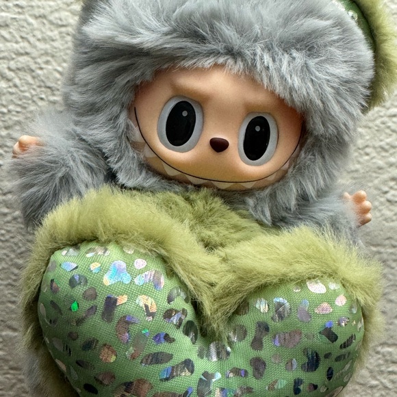 NEW Custom Labubu (gray and green with magnetic heart)